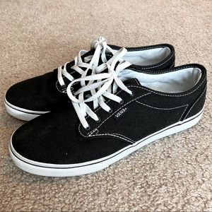 Women’s low top black canvas Vans size 8